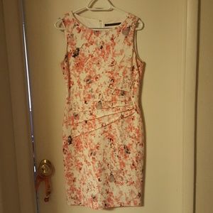 Beautiful Sleeveless Ivanka Trump Dress